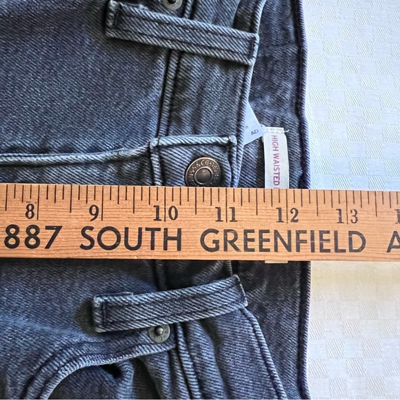 Levi's High Rise Jeans - Dark Gray - Picture 12 of 14